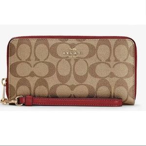NWT Coach Long Zip Wallet